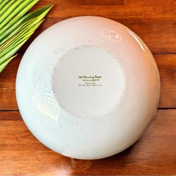 VINTAGE Royal Albert Old Country Roses Enamel Mixing Bowl 1962 Large Floral Bowl - Picture 3 of 12